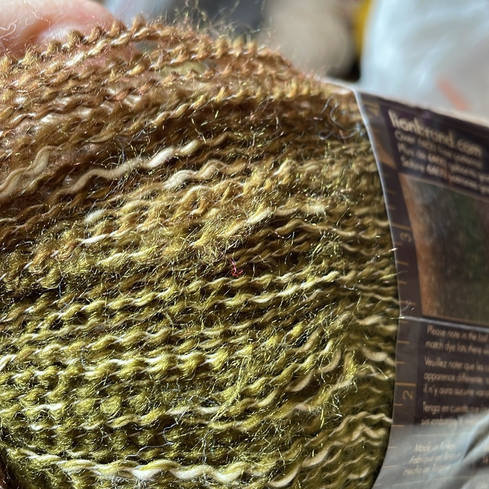 Yarn - Picture 4 of 4